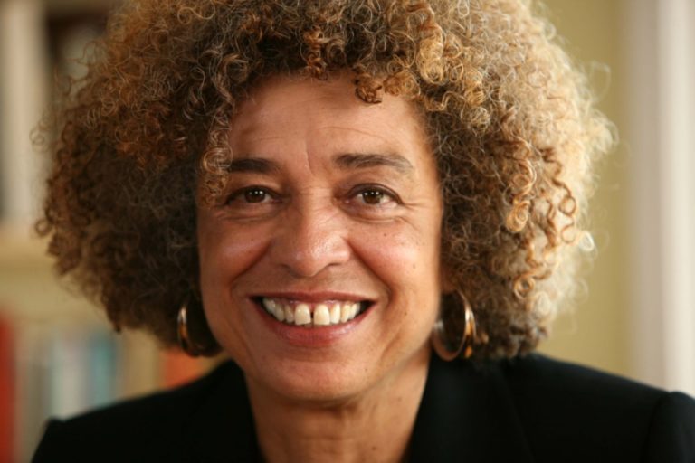 angela y davis women race and class
