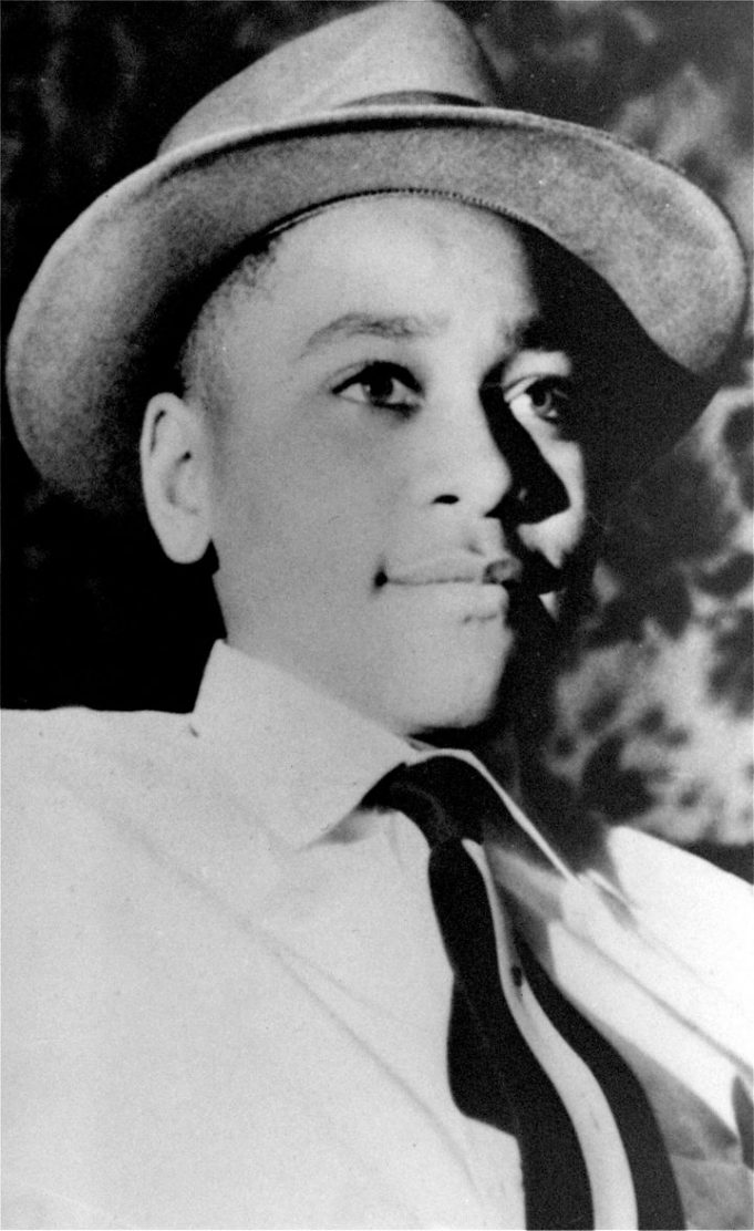 Emmett Till S Chicago House Gets Landmark Status Amid Plans For Black   60134dcc410000500042d9eb 681x1112 