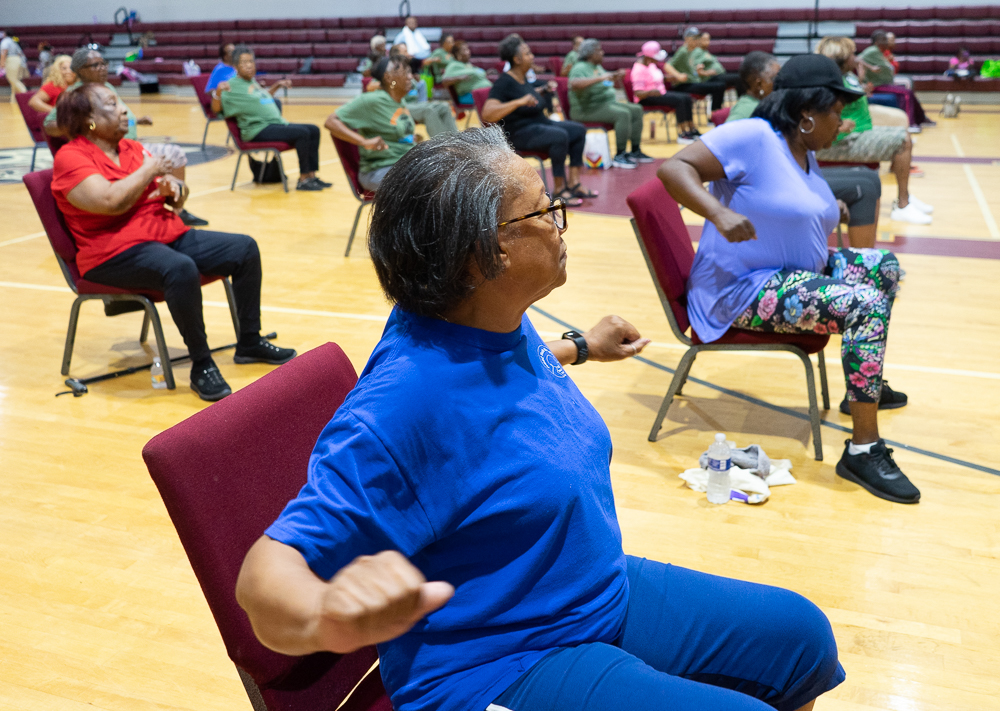 How a Birmingham Exercise Program Gives Seniors ‘1 Step 2 Fitness’ While They Sit